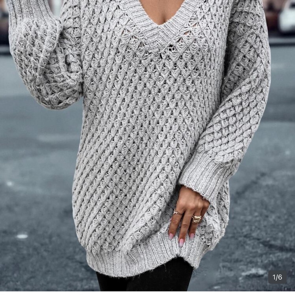 SHEIN LUNE Gray V-Neck Cable Knit Oversized Pullover Sweater size L/XL. NWOT